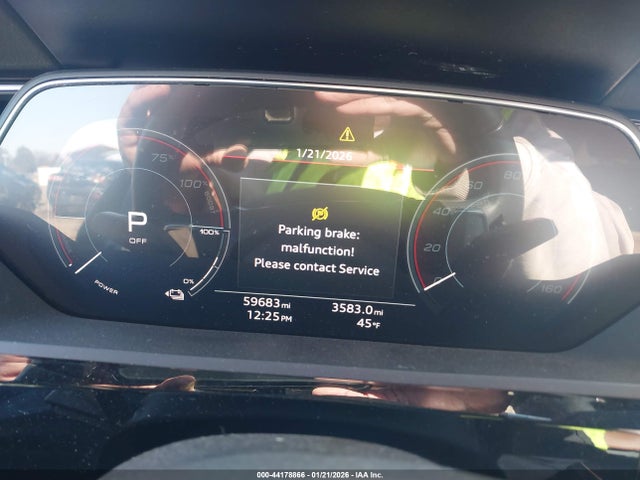 2023 AUDI E-TRON WA1AAAGE7PB009649 Photo 6