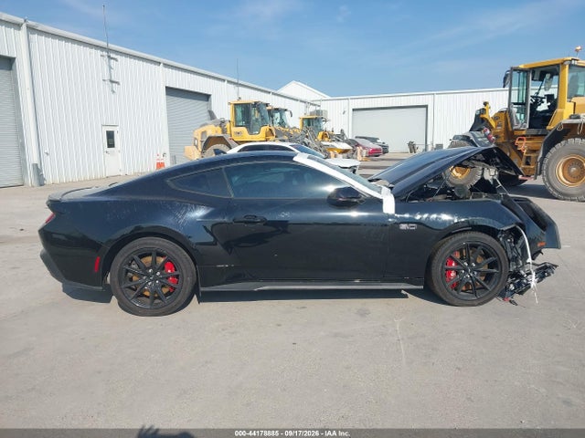 Продаж на аукціоні авто 2025 Ford Mustang Gt Premium Fastback, vin: 1FA6P8CF5S5403634, номер лоту: 44178885