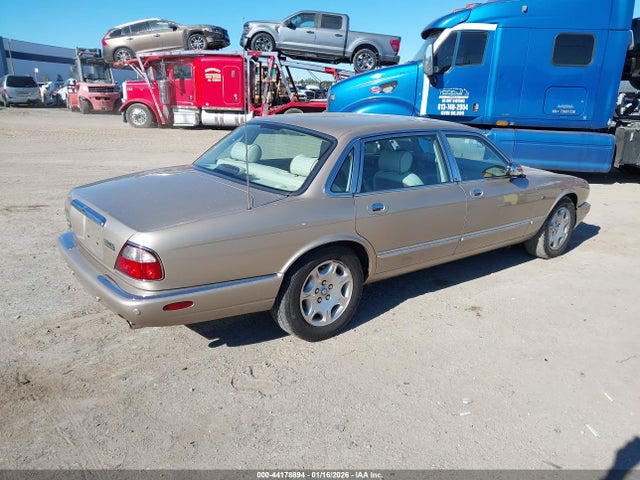 2001 JAGUAR XJ8 SAJDA24C71LF32414 Photo 3