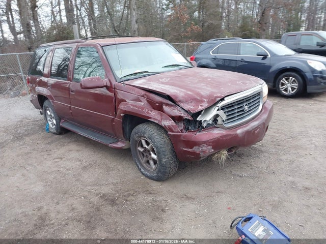 2000 CADILLAC ESCALADE 1GYEK13R1YR139930 Photo 0