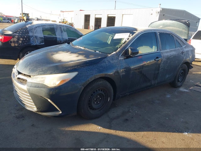 Toyota CAMRY LE 2017 4T1BF1FKXHU660861 Image 2