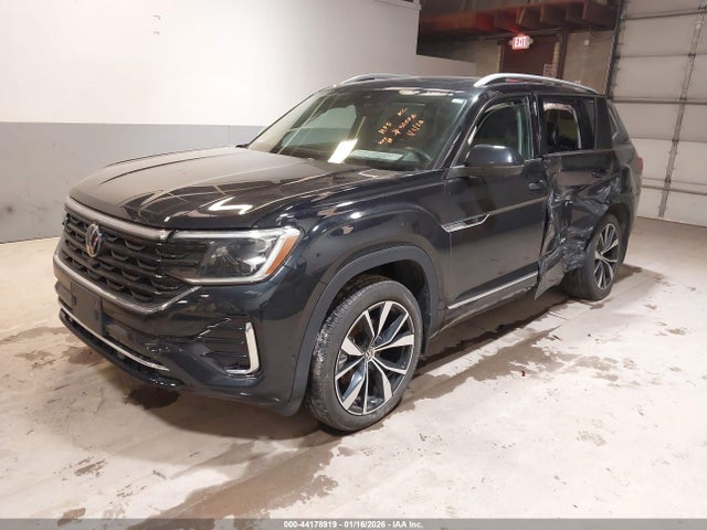 2024 Volkswagen Atlas 2.0t Sel Premium R-line მანქანა იყიდება აუქციონზე, vin: 1V2FR2CA2RC547040, აუქციონის ნომერი: 44178919