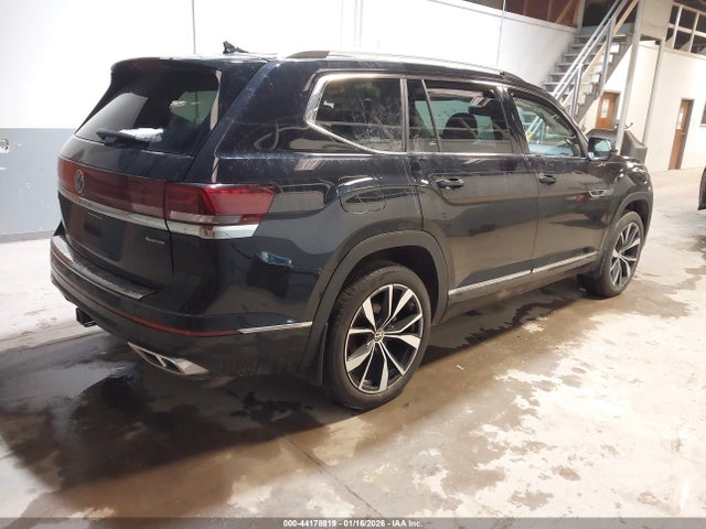 2024 Volkswagen Atlas 2.0t Sel Premium R-line მანქანა იყიდება აუქციონზე, vin: 1V2FR2CA2RC547040, აუქციონის ნომერი: 44178919