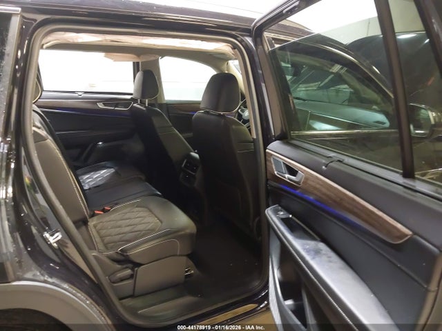 2024 Volkswagen Atlas 2.0t Sel Premium R-line მანქანა იყიდება აუქციონზე, vin: 1V2FR2CA2RC547040, აუქციონის ნომერი: 44178919