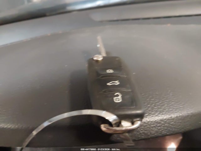 Продаж на аукціоні авто 2013 Volkswagen Jetta 2.0l Tdi, vin: 3VWLL7AJ8DM382217, номер лоту: 44178988