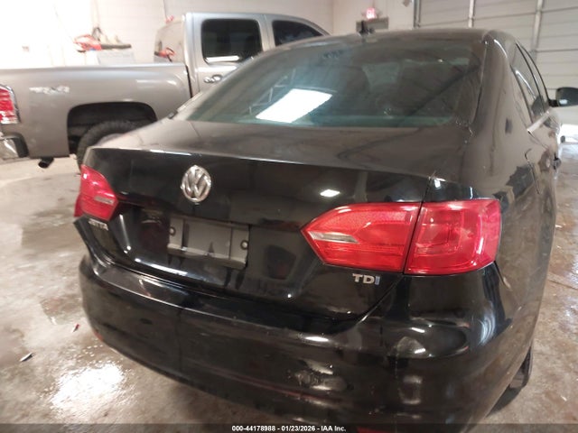 Продаж на аукціоні авто 2013 Volkswagen Jetta 2.0l Tdi, vin: 3VWLL7AJ8DM382217, номер лоту: 44178988