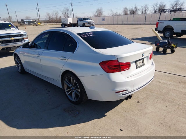WBA8B9G51HNU51274 BMW 330I