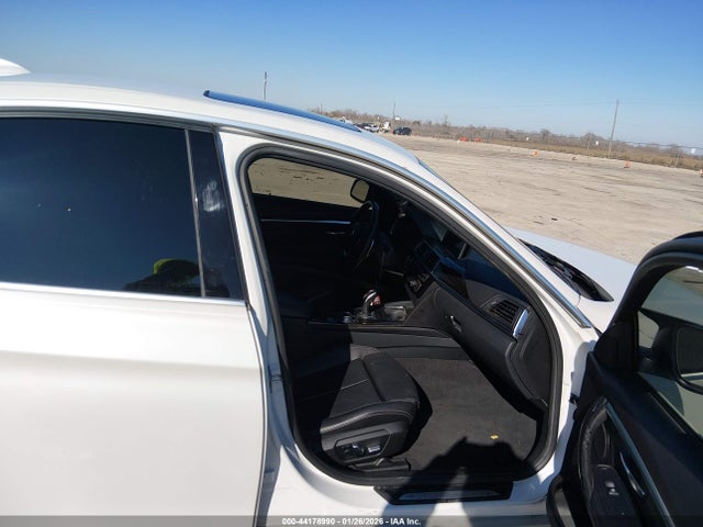 WBA8B9G51HNU51274 BMW 330I