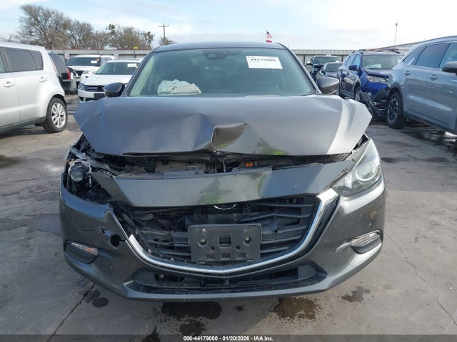 Aukcja sprzedaży 2018 Mazda Mazda3 Touring, vin: 3MZBN1V39JM216556, numer aukcji: 44179000