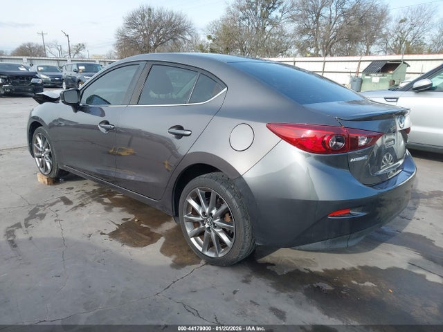 Aukcja sprzedaży 2018 Mazda Mazda3 Touring, vin: 3MZBN1V39JM216556, numer aukcji: 44179000
