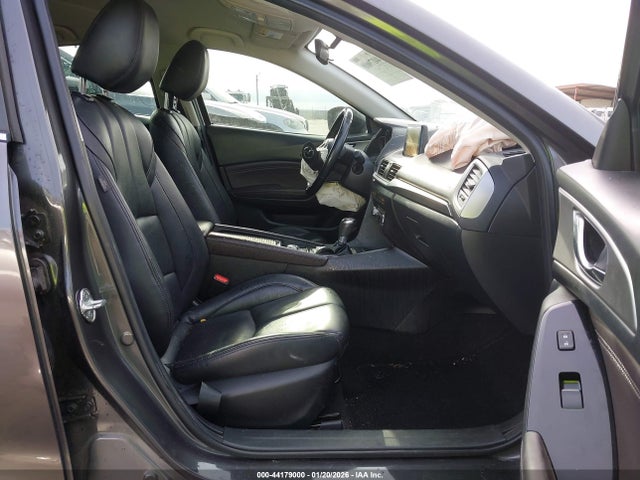 Aukcja sprzedaży 2018 Mazda Mazda3 Touring, vin: 3MZBN1V39JM216556, numer aukcji: 44179000