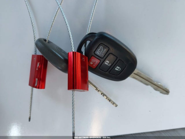 2016 TOYOTA HIGHLANDER 5TDBKRFH0GS236031 Photo 10