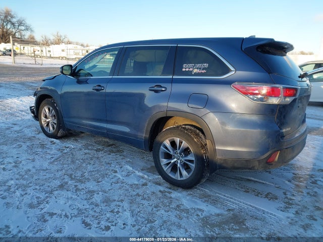 2016 TOYOTA HIGHLANDER 5TDBKRFH0GS236031 Photo 2