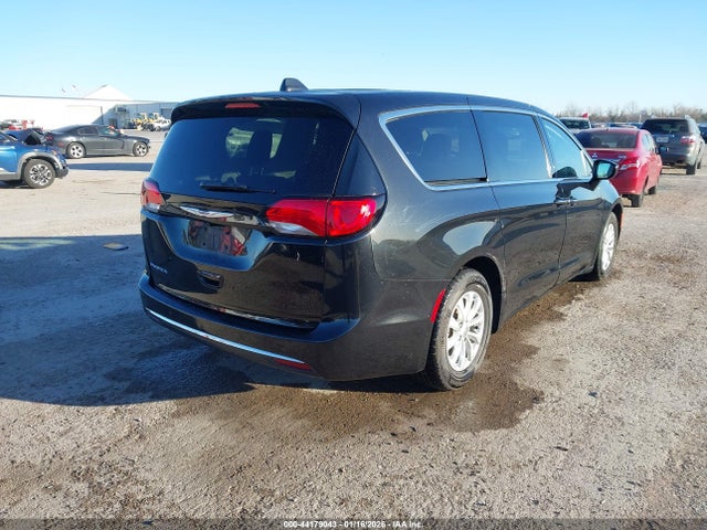2019 Chrysler Pacifica Touring Plus მანქანა იყიდება აუქციონზე, vin: 2C4RC1FG2KR666374, აუქციონის ნომერი: 44179043