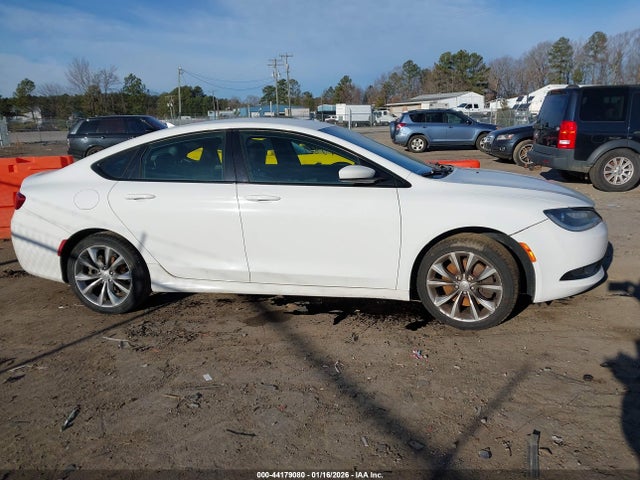 1C3CCCDG9FN522901 Chrysler 200 S