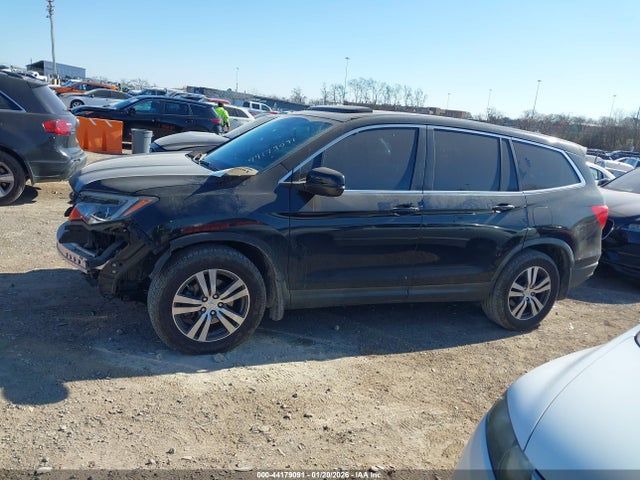 44179091 :رقم المزاد ، 5FNYF5H58GB005960 vin ، 2016 Honda Pilot Ex-l مزاد بيع