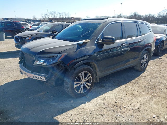 44179091 :رقم المزاد ، 5FNYF5H58GB005960 vin ، 2016 Honda Pilot Ex-l مزاد بيع