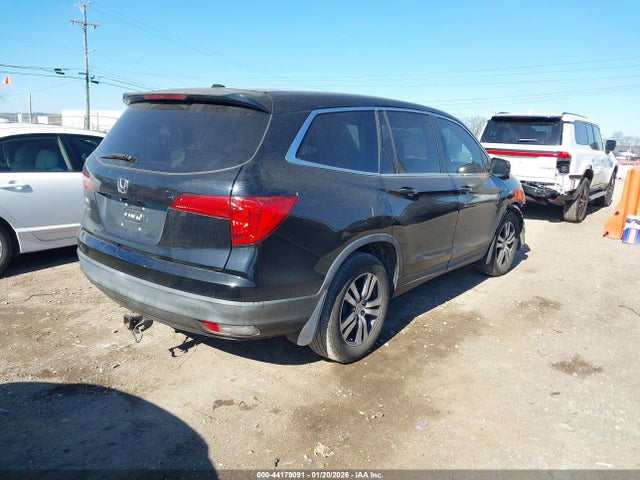 44179091 :رقم المزاد ، 5FNYF5H58GB005960 vin ، 2016 Honda Pilot Ex-l مزاد بيع