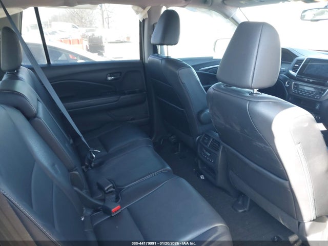 44179091 :رقم المزاد ، 5FNYF5H58GB005960 vin ، 2016 Honda Pilot Ex-l مزاد بيع