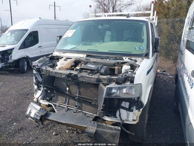 1GTW7AFG8L1193528 GMC Savana Cargo Rwd 2500 Regular Wheelbase Work Van