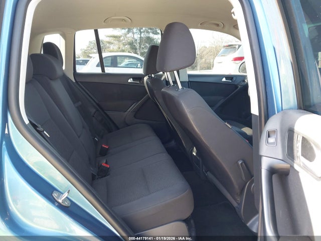 WVGBV7AX0HK042596 Volkswagen Tiguan 2.0t/2.0t S