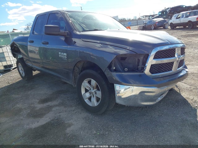 Продаж на аукціоні авто 2019 Ram 1500 Classic Tradesman  4x2 6'4 Box, vin: 1C6RR6FG9KS574115, номер лоту: 44179165
