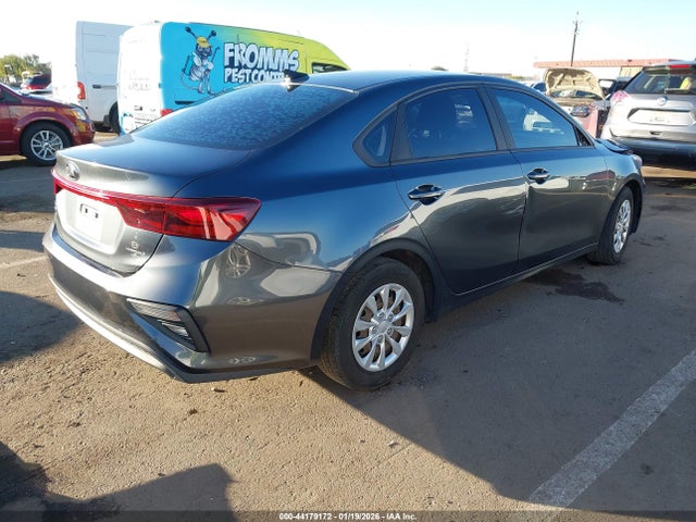 3KPF24AD8LE208328 KIA FORTE FE