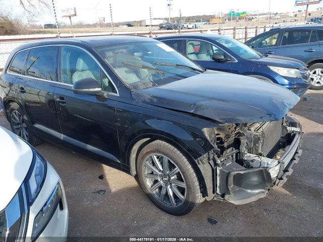2018 AUDI Q7 WA1VAAF72JD028383 Photo 0