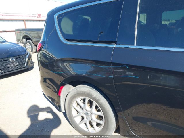 2023 CHRYSLER PACIFICA 2C4RC1BG6PR625078 Photo 5