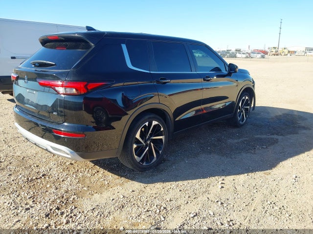 2022 MITSUBISHI OUTLANDER JA4J3UA81NZ011772 Photo 3