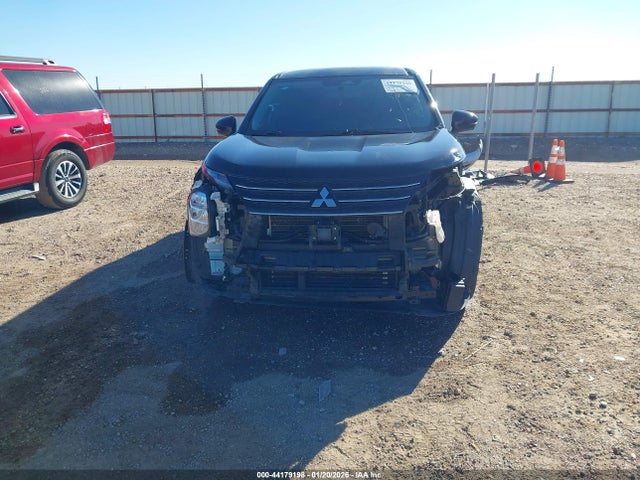 2022 MITSUBISHI OUTLANDER JA4J3UA81NZ011772 Photo 5