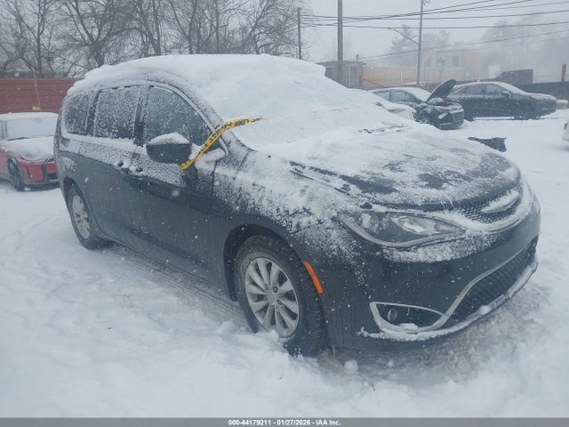 2018 CHRYSLER PACIFICA 2C4RC1FG5JR113295