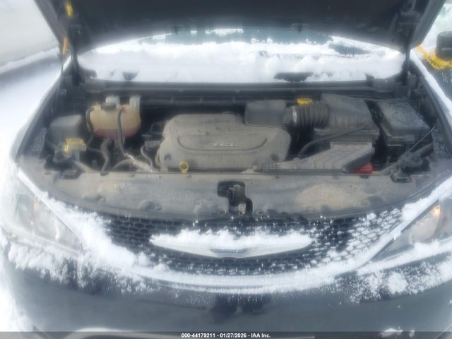 2018 CHRYSLER PACIFICA 2C4RC1FG5JR113295 Photo 9