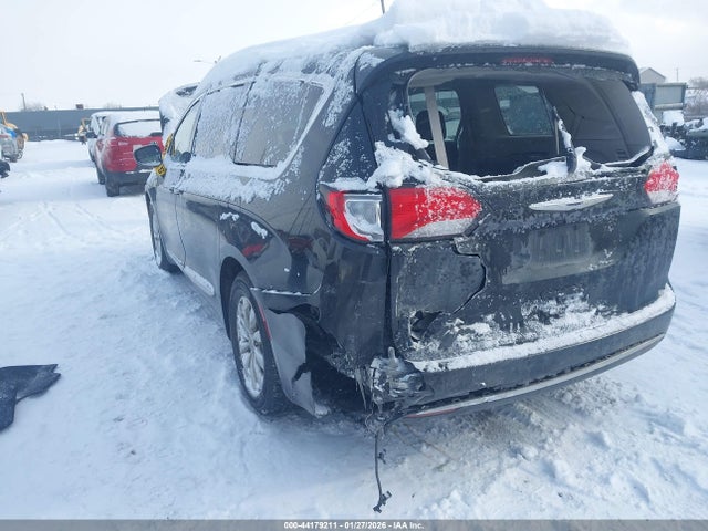 2018 CHRYSLER PACIFICA 2C4RC1FG5JR113295 Photo 5