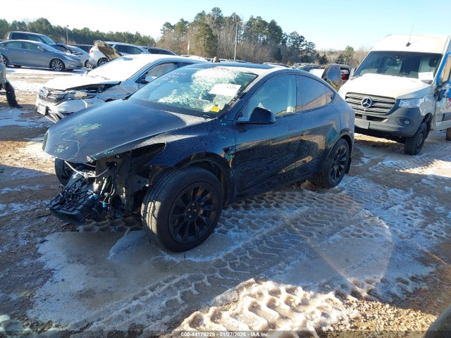 Продаж на аукціоні авто 2023 Tesla Model Y Awd/long Range Dual Motor All-wheel Drive, vin: 7SAYGDEE9PA075933, номер лоту: 44179229