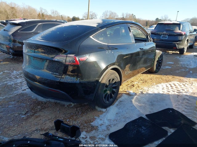 Продаж на аукціоні авто 2023 Tesla Model Y Awd/long Range Dual Motor All-wheel Drive, vin: 7SAYGDEE9PA075933, номер лоту: 44179229