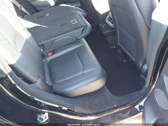Продаж на аукціоні авто 2023 Tesla Model Y Awd/long Range Dual Motor All-wheel Drive, vin: 7SAYGDEE9PA075933, номер лоту: 44179229