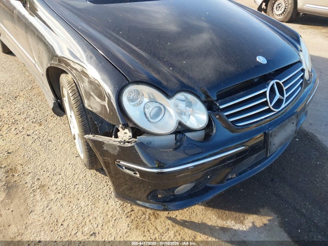 2005 MERCEDES-BENZ CLK 500 WDBTJ75J85F144371 Photo 5