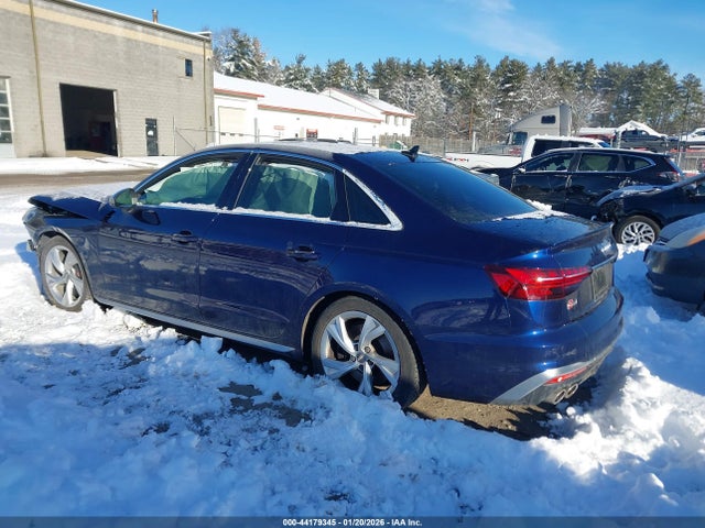 2021 AUDI S4 WAUB4AF47MA017467 Photo 2