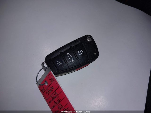 2025 AUDI Q3 WA1EECF33S1097695 Photo 10