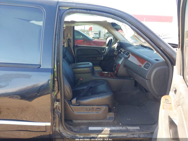 2007 CHEVROLET TAHOE 1GNEK13097R137338 Photo 4