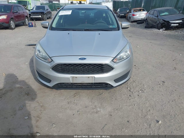 Ford FOCUS SE 2015 1FADP3K2XFL282464 Image 6