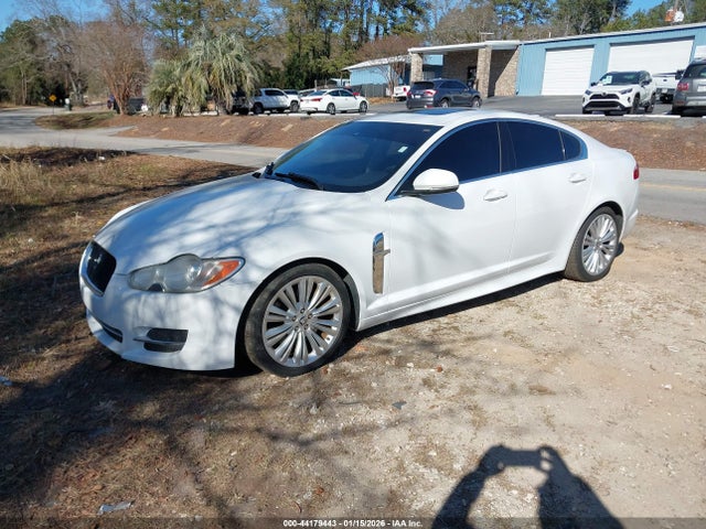 2011 JAGUAR XF SAJWA0FBXBLS16666 Photo 1