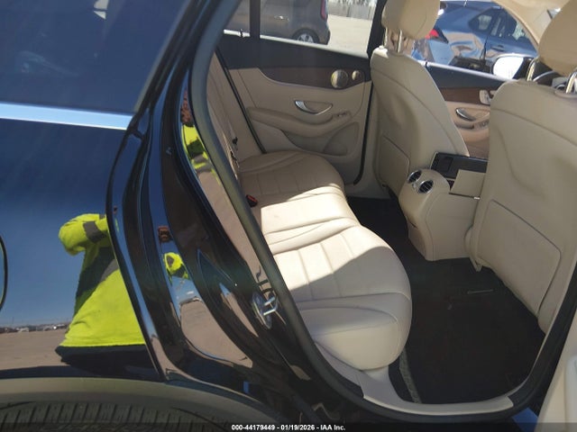 W1N0G8DB7MV293452 Mercedes-Benz Glc 300 Suv