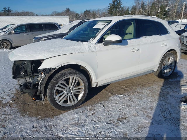 WA1BNBFY1J2202543 Audi Q5 2.0t Premium/2.0t Tech Premium