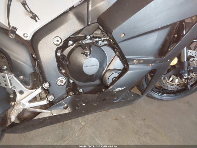 Honda Cbr600 Rr 2026 JH2PC40H1TK300133 Image 8