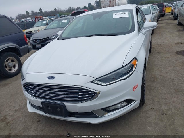 3FA6P0SU5JR176927 Ford Fusion Energi Titanium