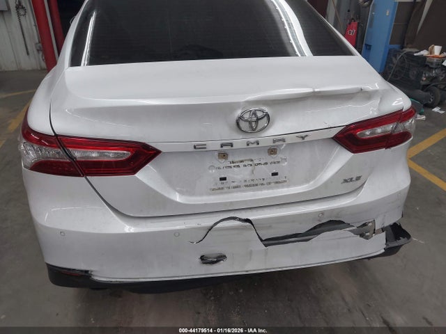 4T1BZ1HKXJU007487 Toyota Camry Xle V6