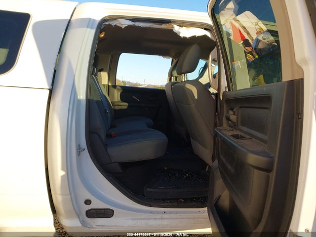 3C6UR5HL1JG151081 RAM 2500 Tradesman 4x4 8&#039; Box