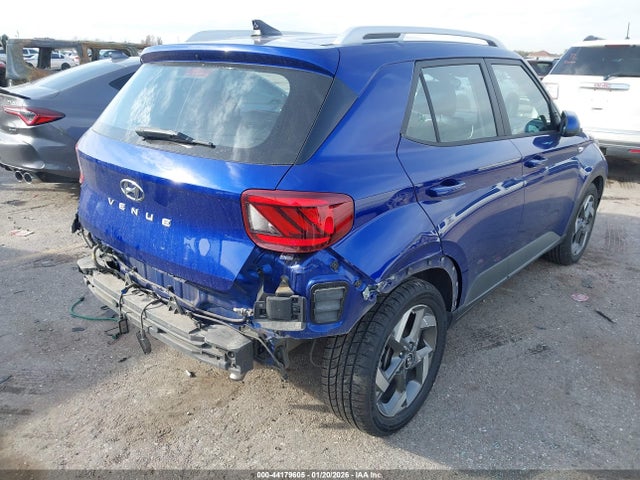 2021 HYUNDAI VENUE KMHRC8A35MU076054 Photo 3